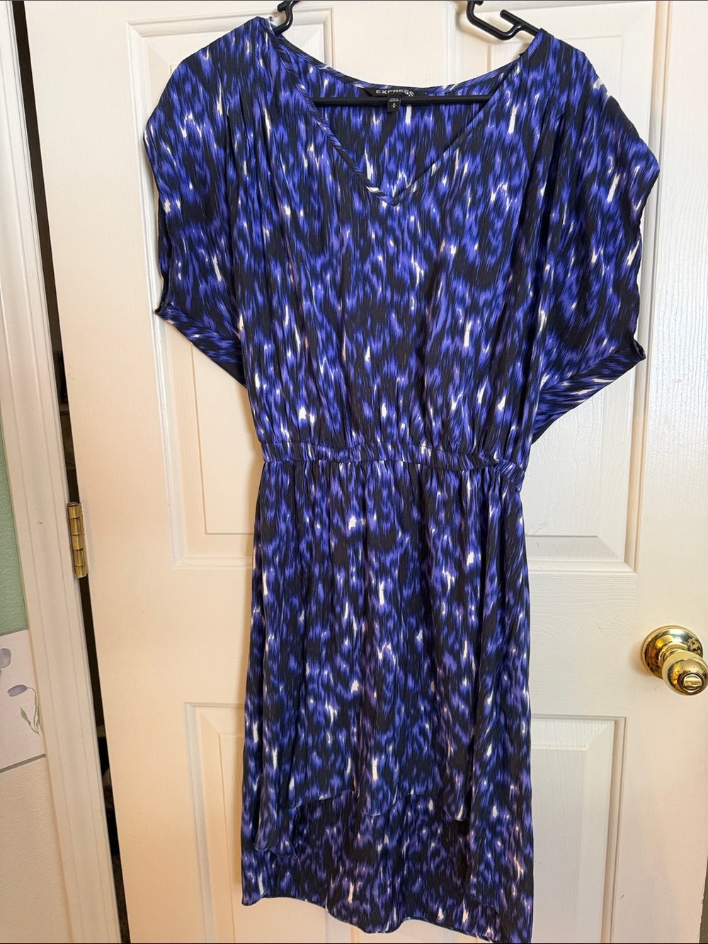 Express Blue/ purple and White Patterned V-Neck Midi Dress